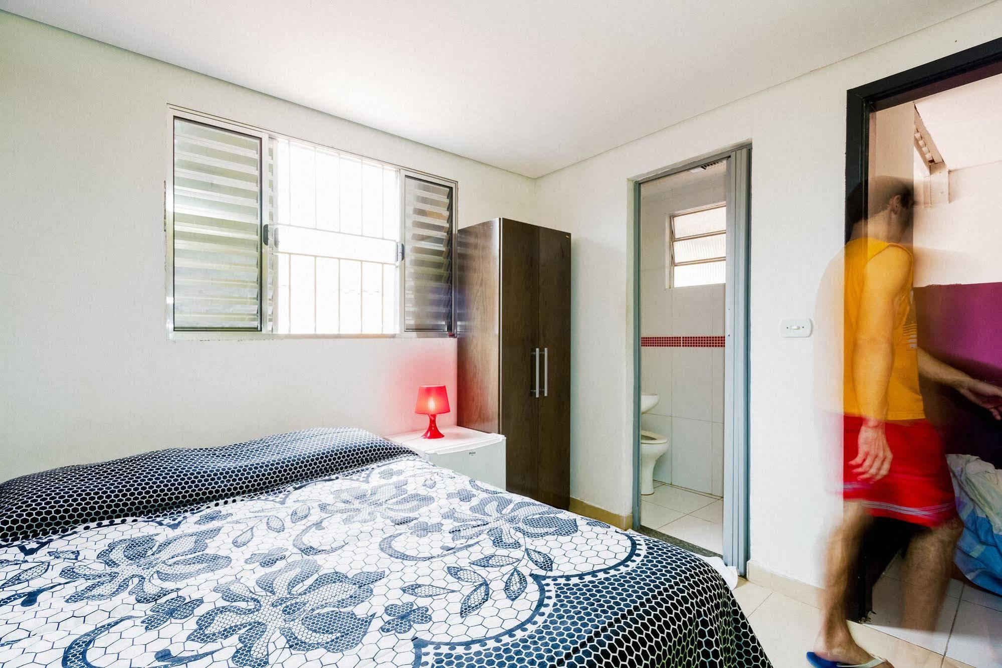 Green Grass Hostel Сан-Пауло Экстерьер фото